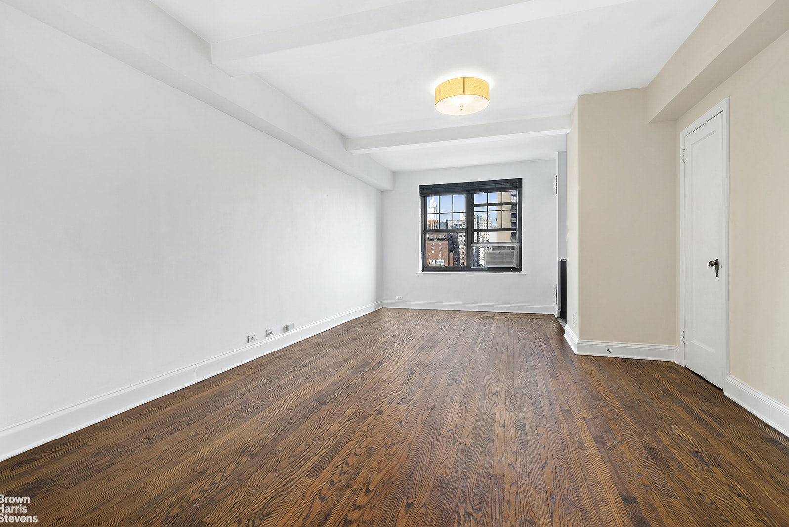Photo 1 of 200 East 16th Street 12G, Gramercy Park, NYC, $492,500, Web #: 20137138