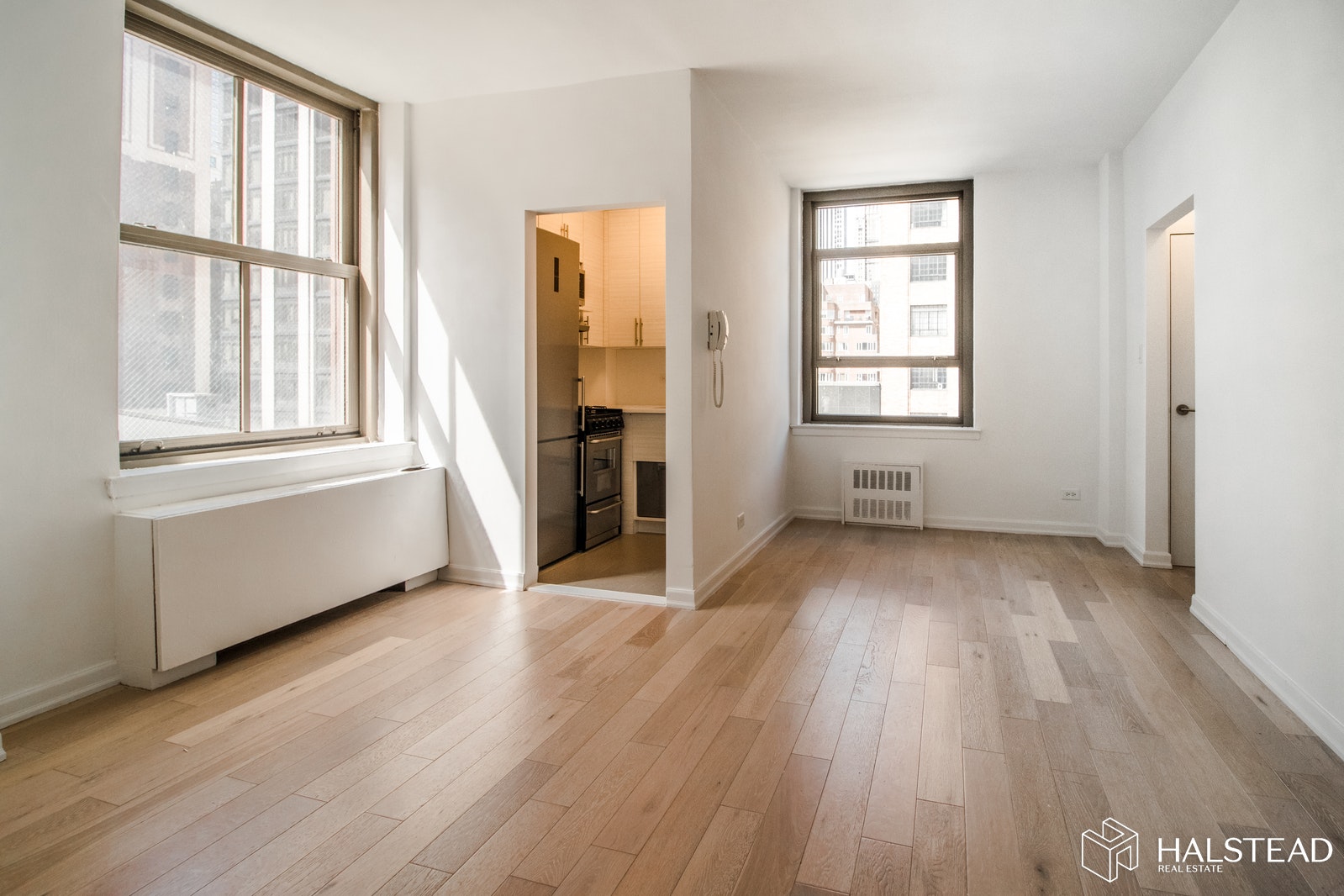 Photo 1 of Park Avenue, Midtown East, NYC, $2,400, Web #: 20154021