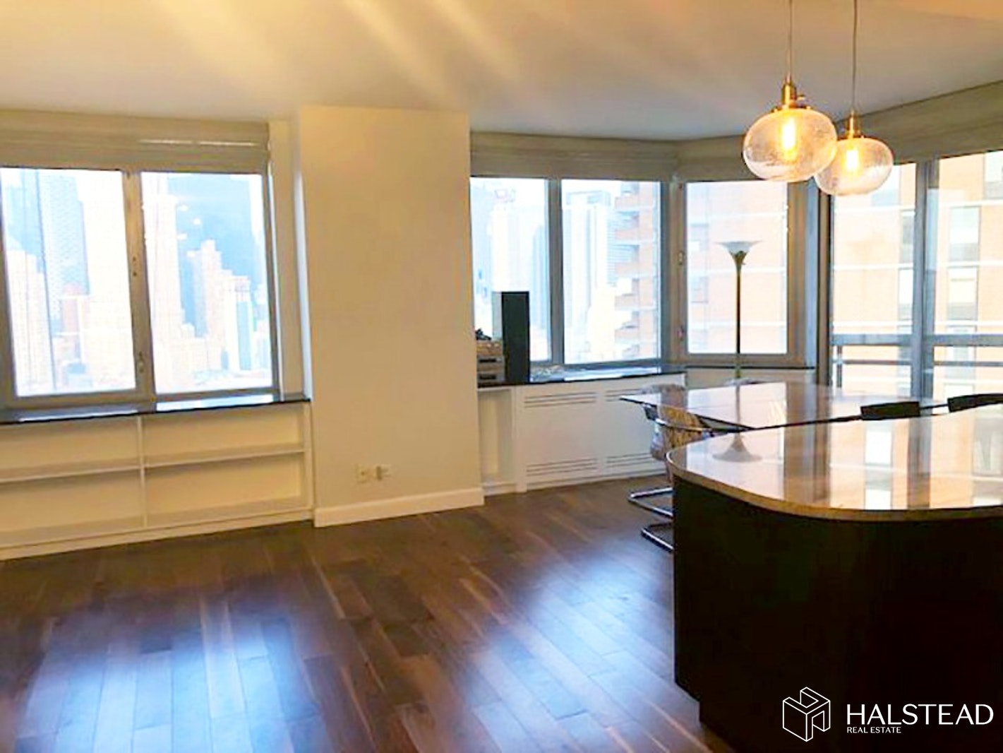 Photo 1 of 500 West 43rd Street, Midtown West, NYC, $3,750, Web #: 20158054