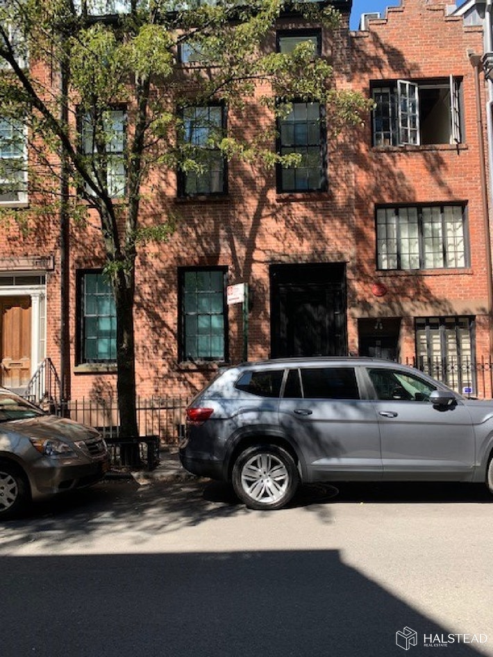 Photo 1 of 75 Bedford Street, Townhouse, West Village, NYC, $18,000, Web #: 20179868