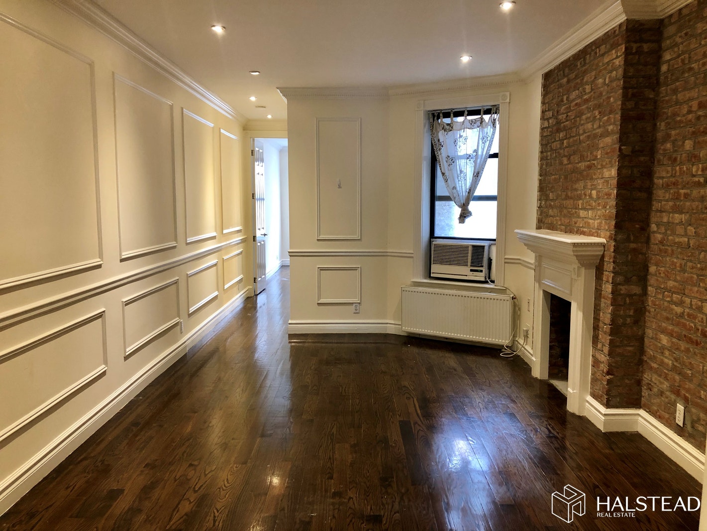 Photo 1 of 283 West 11th Street 4E, West Village, NYC, $5,200, Web #: 20180004