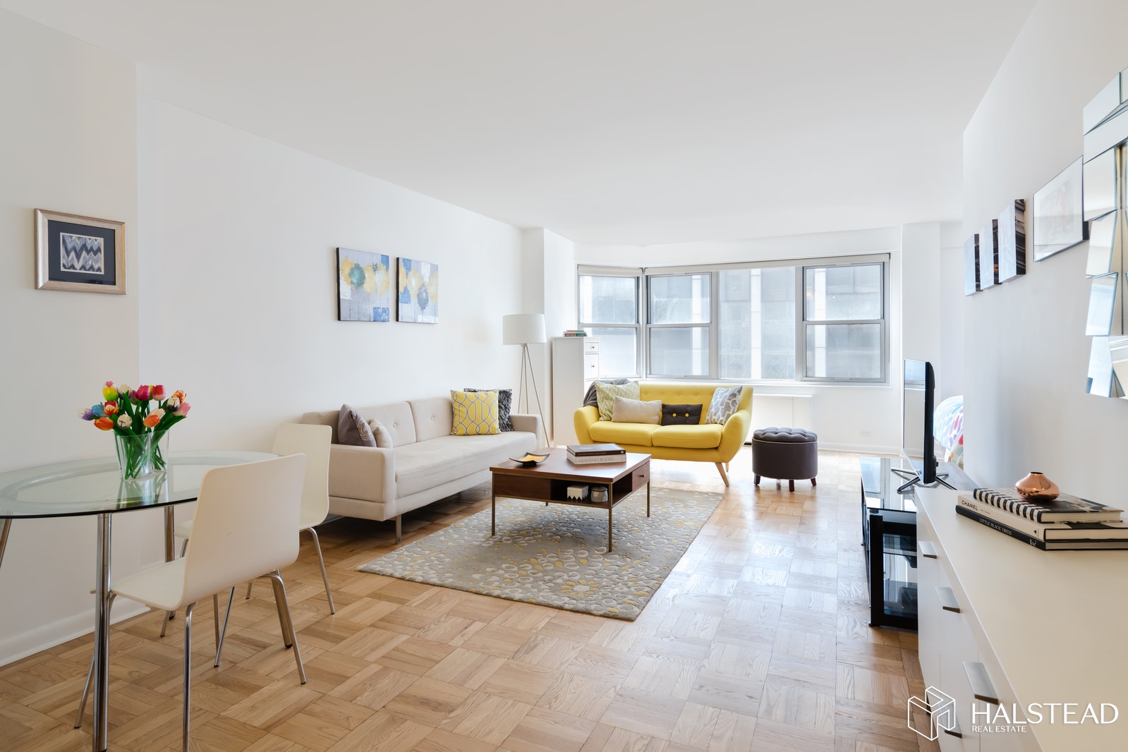 Photo 1 of 77 West 55th Street 15C, Midtown East, NYC, $2,900, Web #: 20188612
