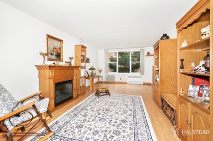 110 DEHAVEN DRIVE 323