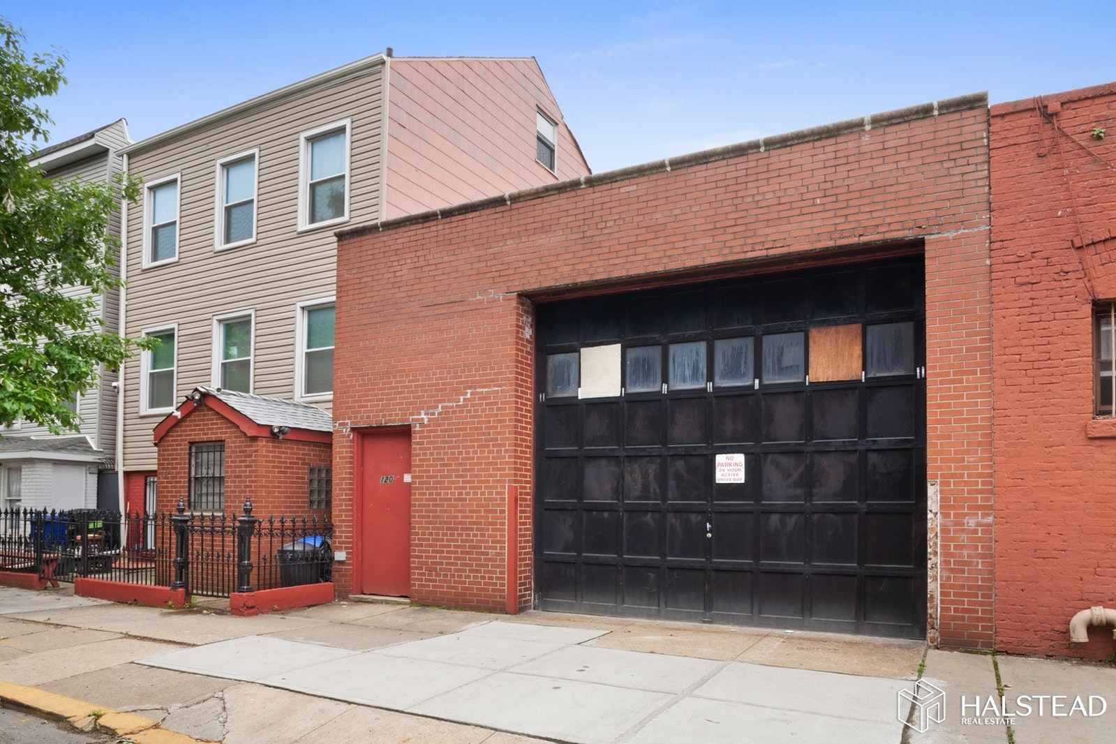 122 8th Street