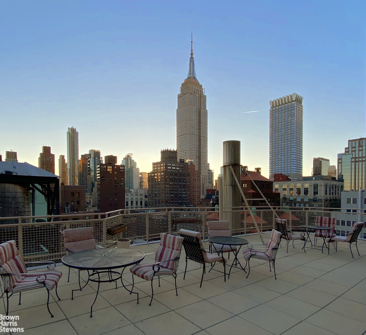 Photo 1 of 80 Park Avenue 10G, Midtown East, NYC, $782,500, Web #: 20220532