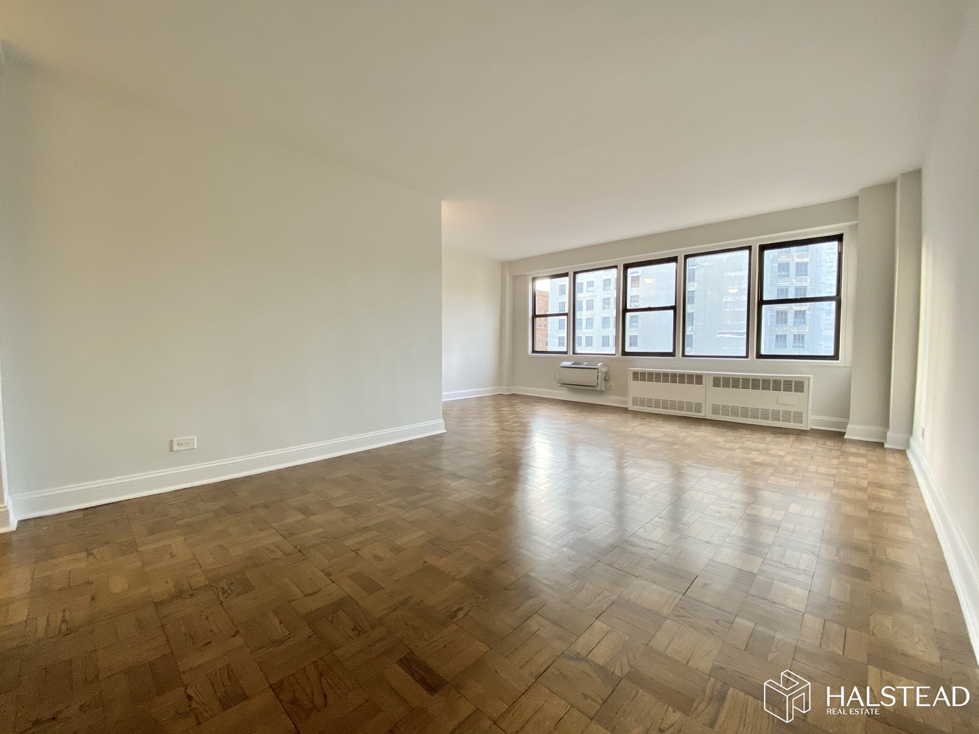 Photo 1 of 200 East 15th Street 3F, Gramercy Park, NYC, $3,000, Web #: 20227438