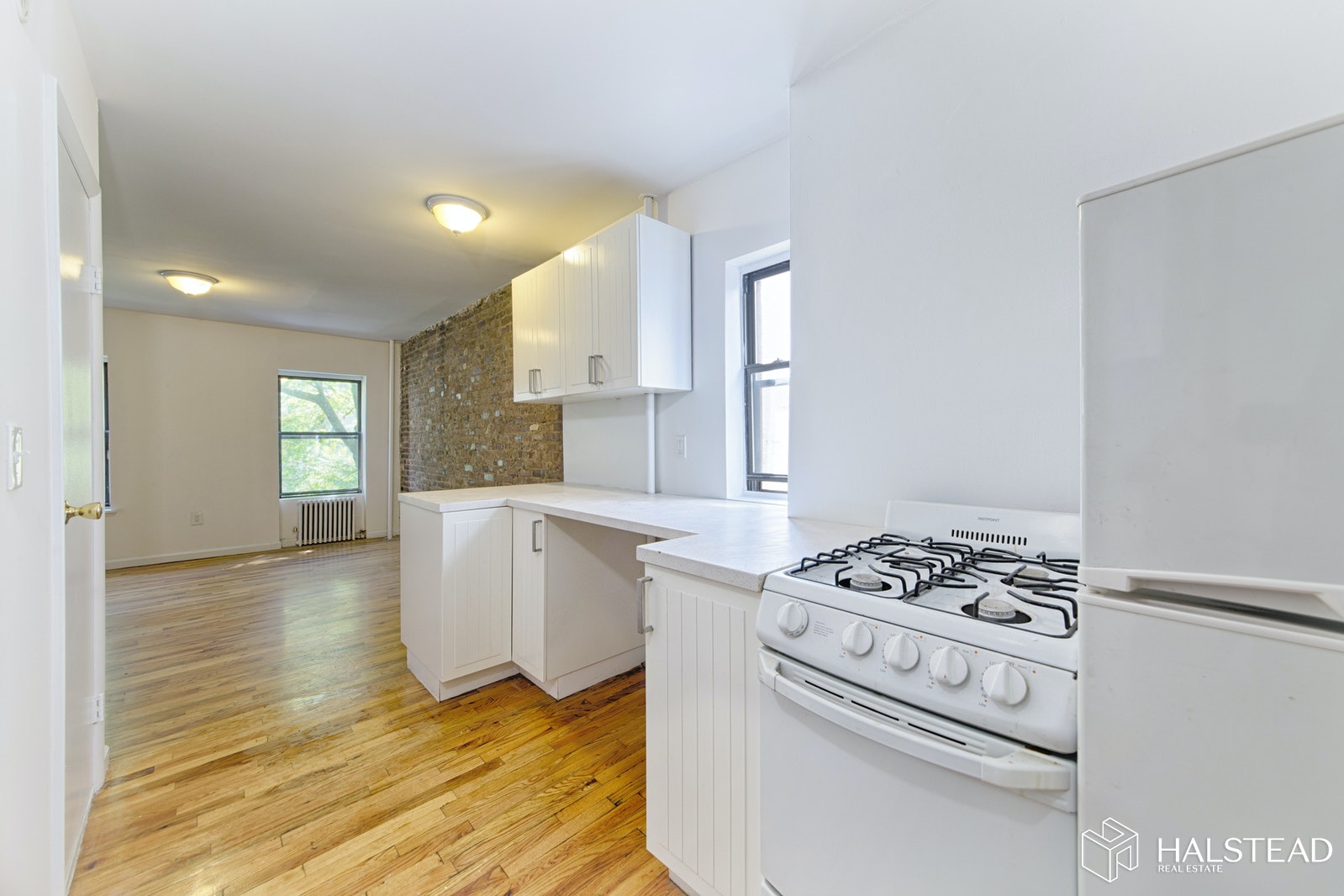Photo 1 of 412 East 9th Street 12, East Village, NYC, $2,750, Web #: 20238248