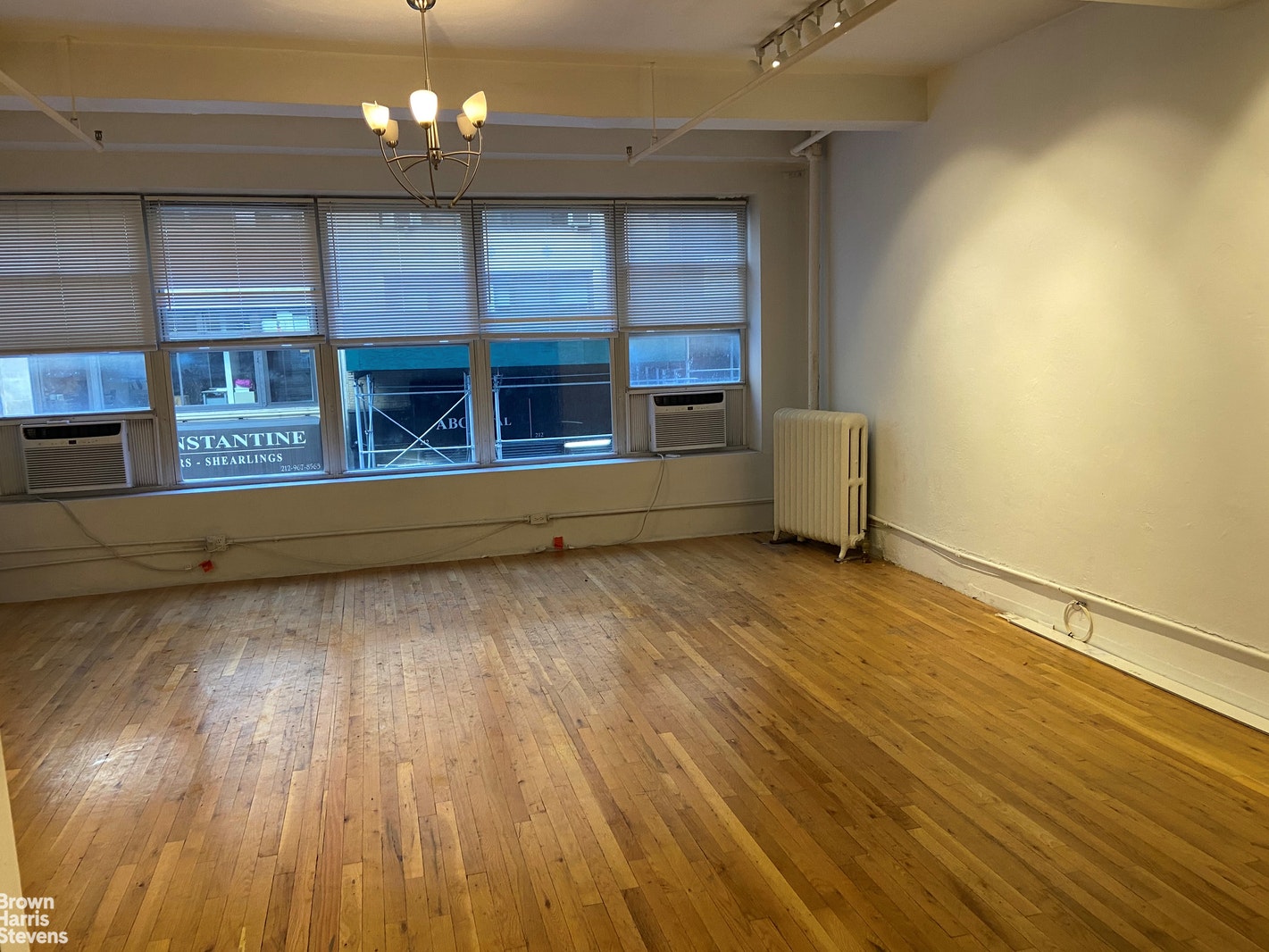 Photo 1 of 215 West 29th Street 2, Chelsea, NYC, $4,500, Web #: 20278479