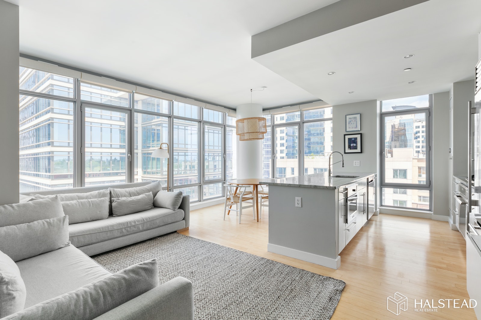 Photo 1 of 1 Northside Piers 9B, Williamsburg, Brooklyn, NY, $1,390,000, Web #: 20278649