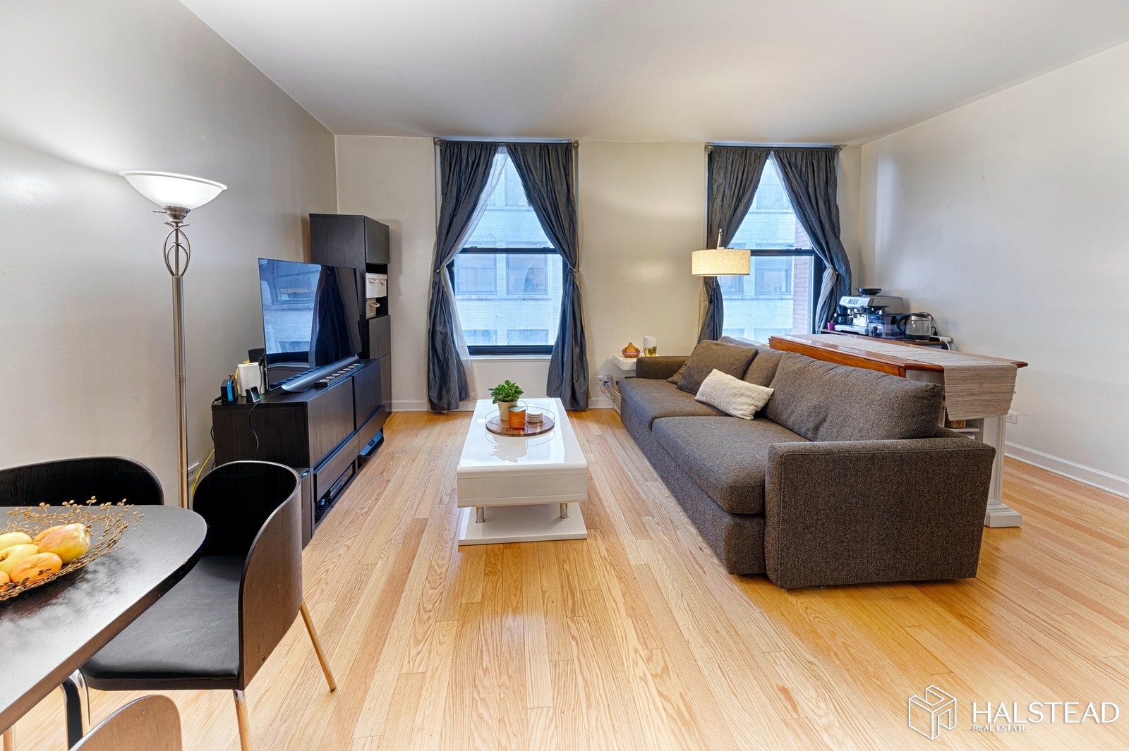 Photo 1 of 56 Pine Street, Financial District, NYC, $1,800, Web #: 20282862
