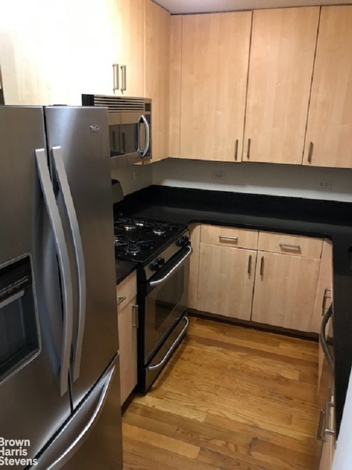 Photo 1 of 736 West 187th Street, Hudson Heights, NYC, $3,595, Web #: 20308816