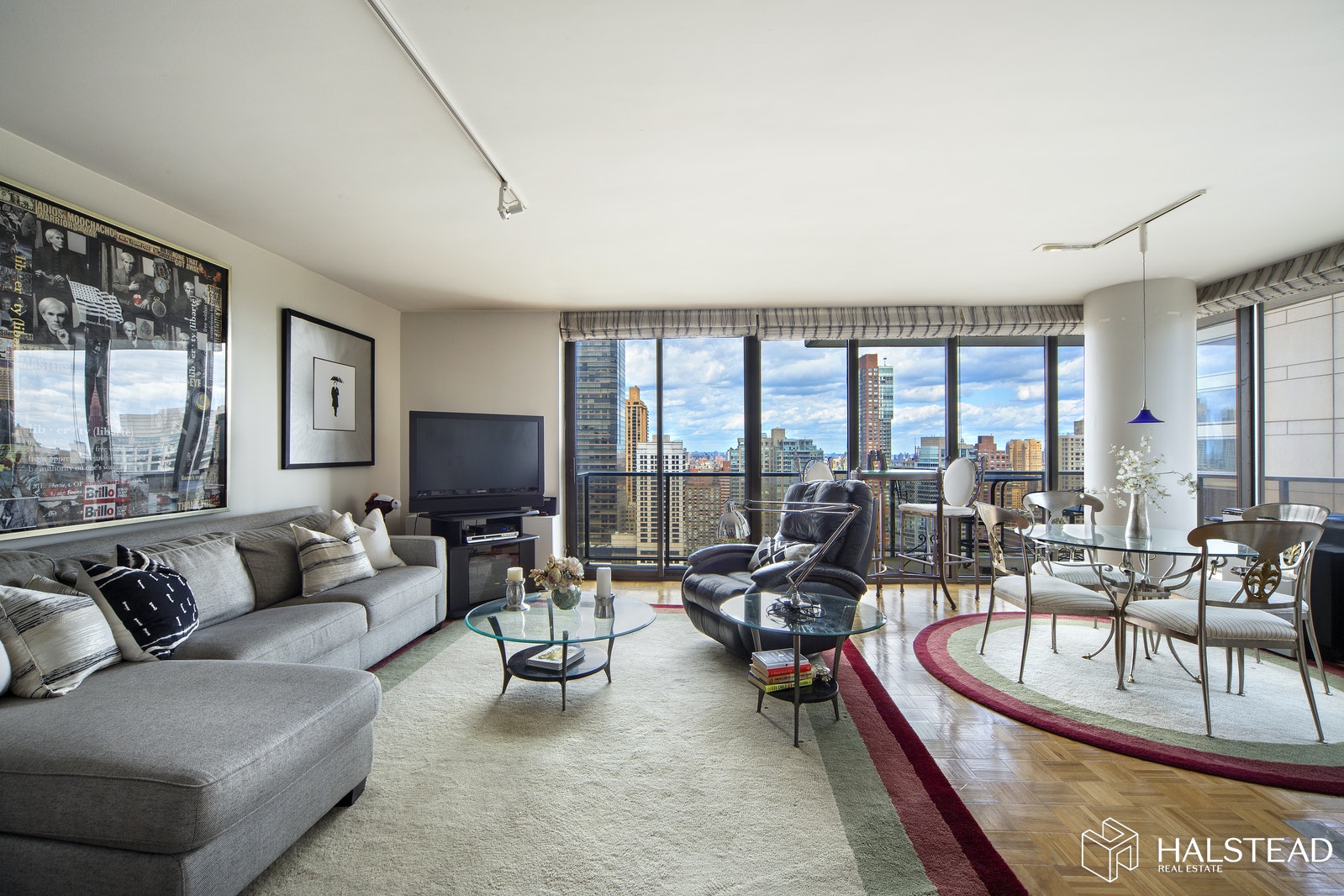 Photo 1 of 161 West 61st Street 33F, Upper West Side, NYC, $4,800, Web #: 20313339