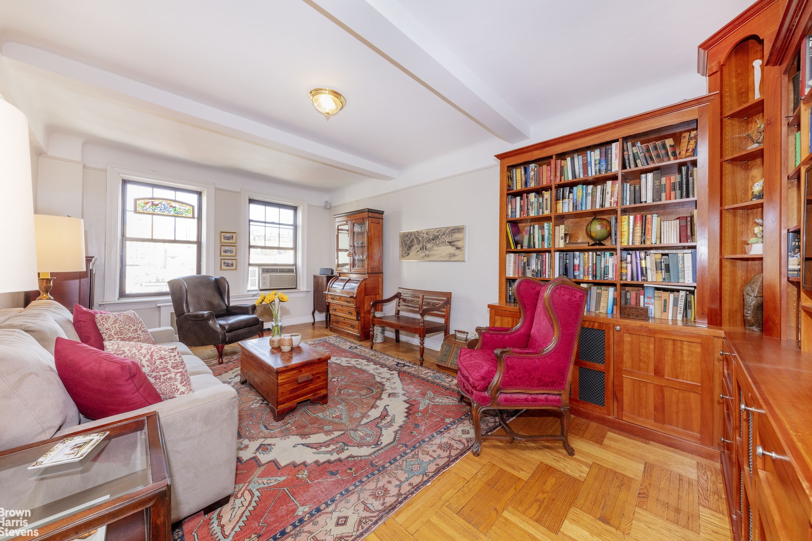 Photo 1 of 32 West 82nd Street 8A, Upper West Side, NYC, $1,130,000, Web #: 20332361