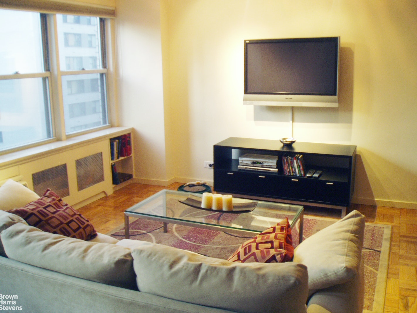 Photo 1 of 155 East 38th Street 9F, Midtown East, NYC, $1,950, Web #: 20362360
