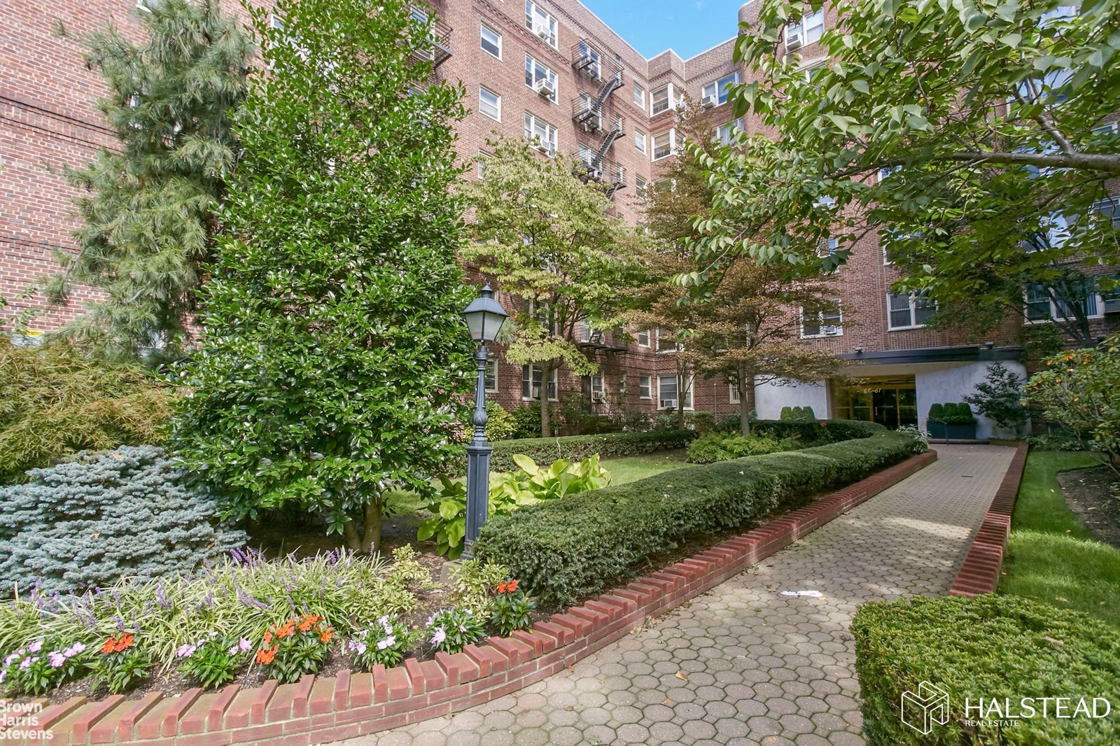 Photo 1 of 68-61 Yellowstone Blvd 412, Forest Hills, Queens, NY, $268,000, Web #: 20367309