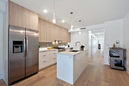 415 MONMOUTH STREET 3