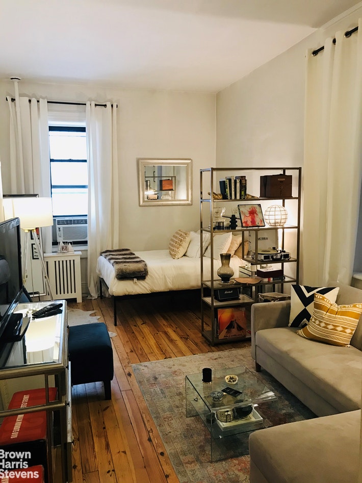 Photo 1 of 147 Pacific Street 2A, Cobble Hill, Brooklyn, NY, $1,650, Web #: 20391131
