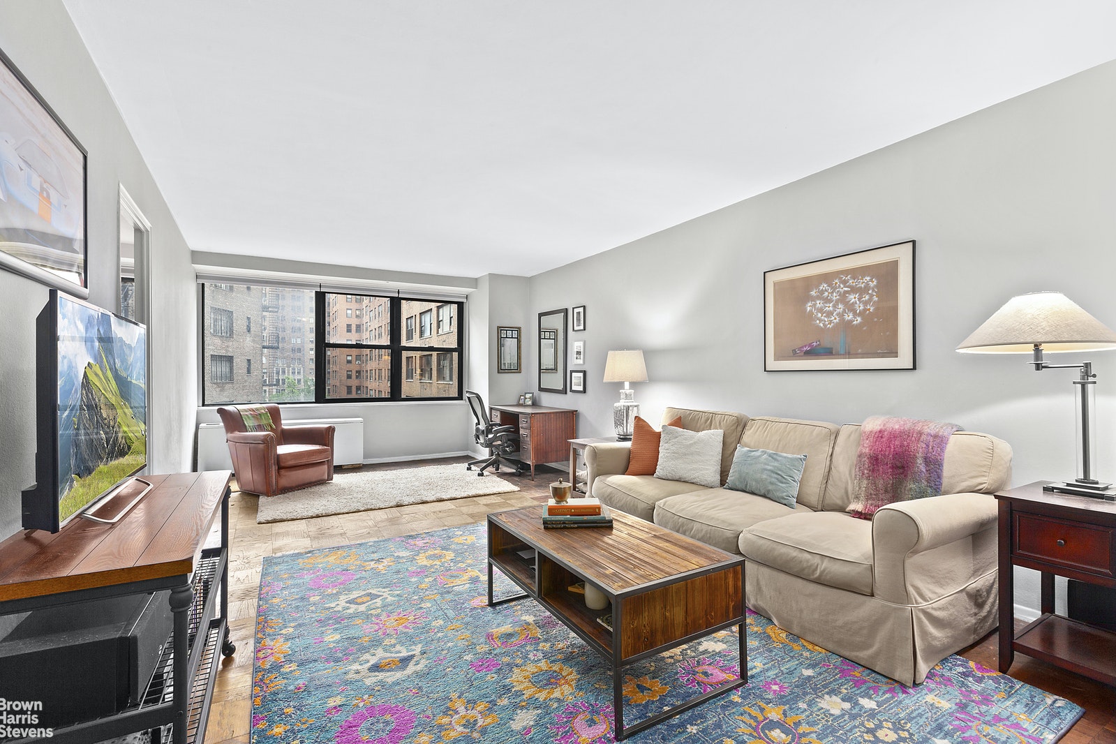 Photo 1 of 305 East 40th Street, Midtown East, NYC, $450,000, Web #: 20396694