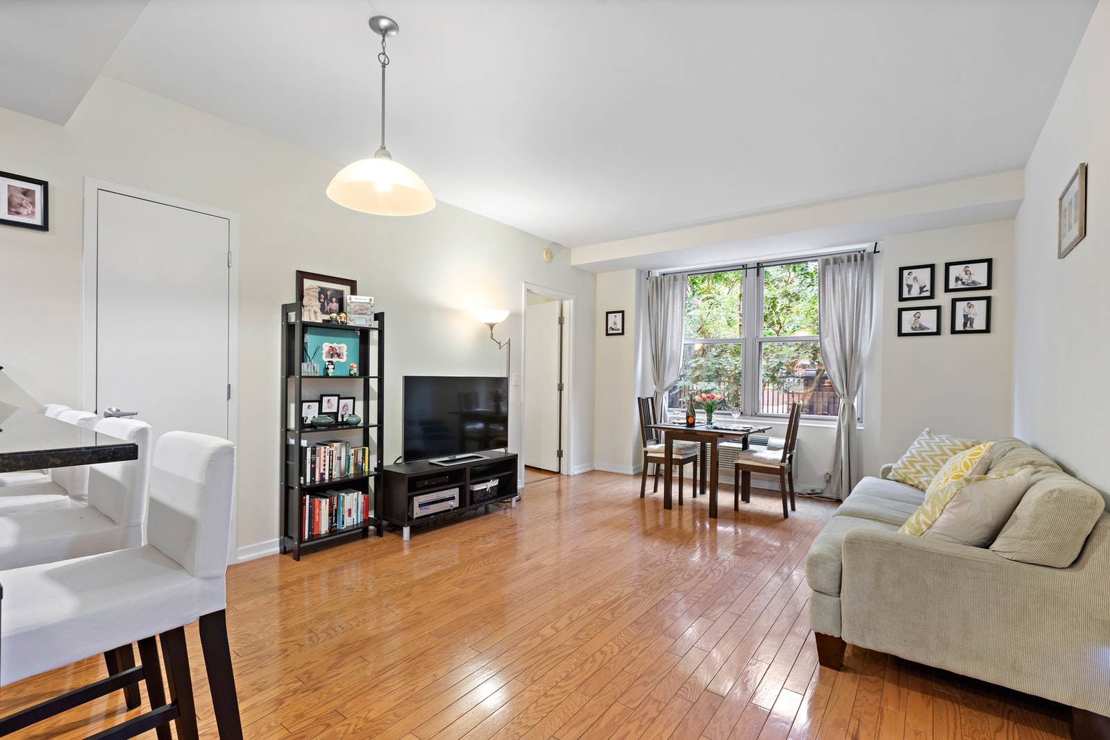 Photo 1 of 149 Essex St 3D, Jersey City Downtown, New Jersey, $705,000, Web #: 20403228