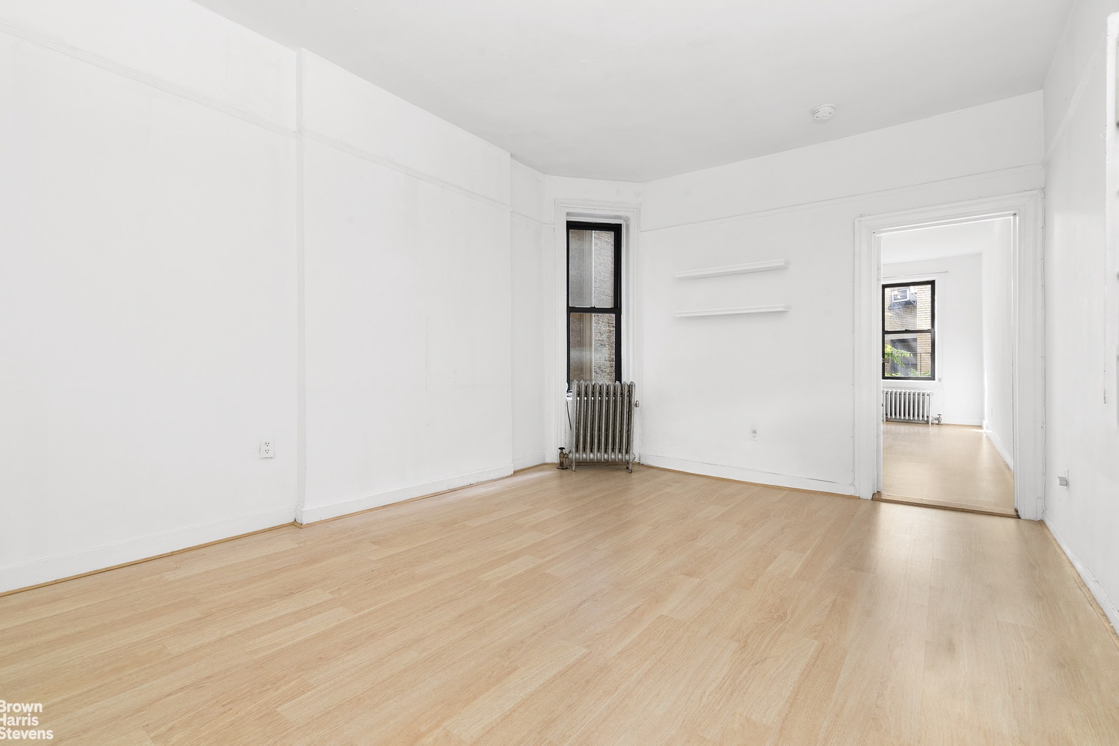 Photo 1 of 108 West 17th Street 9, Chelsea, NYC, $2,800, Web #: 20410575