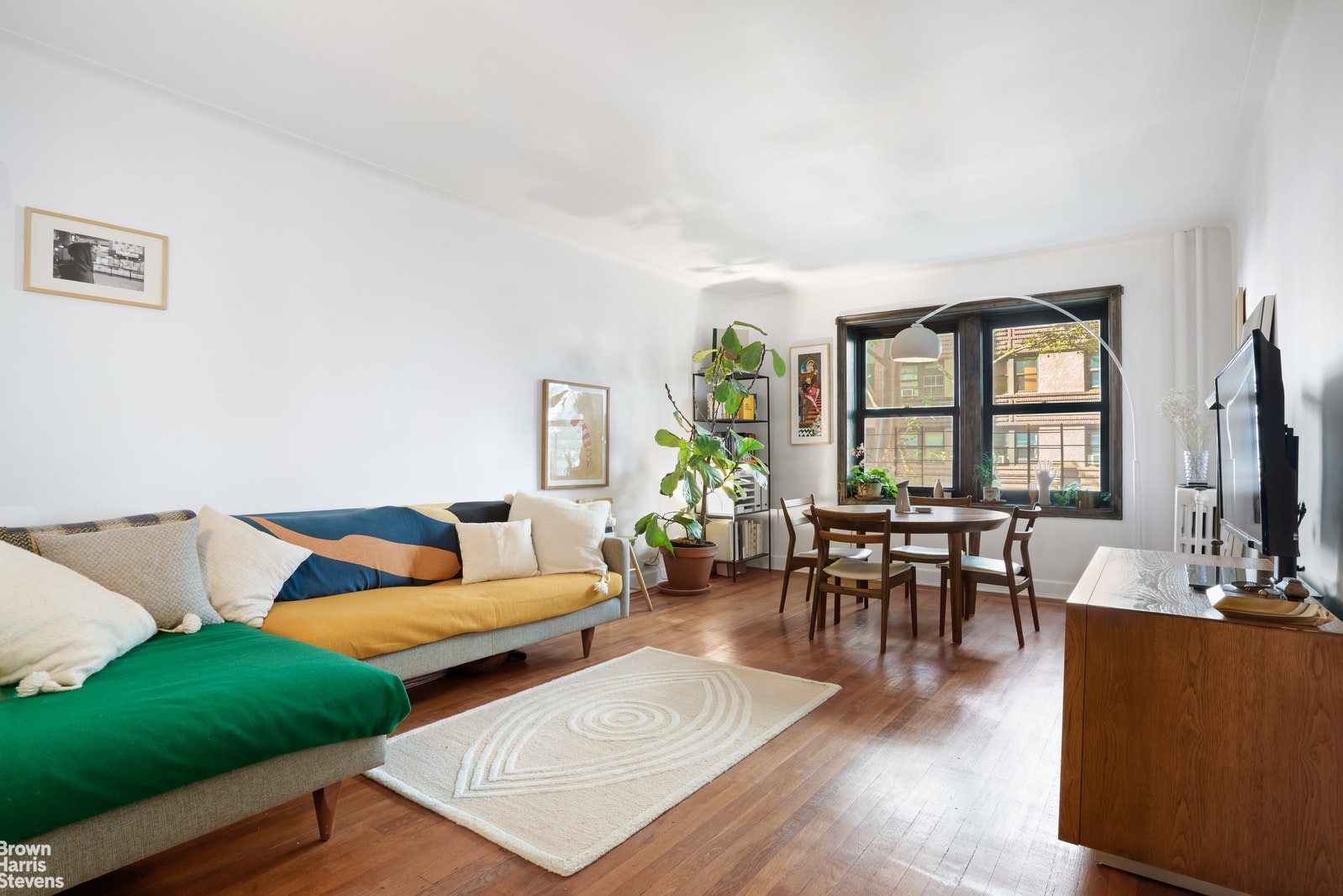 Photo 1 of 504 Grand Street, Lower East Side, NYC, $950,000, Web #: 20413781