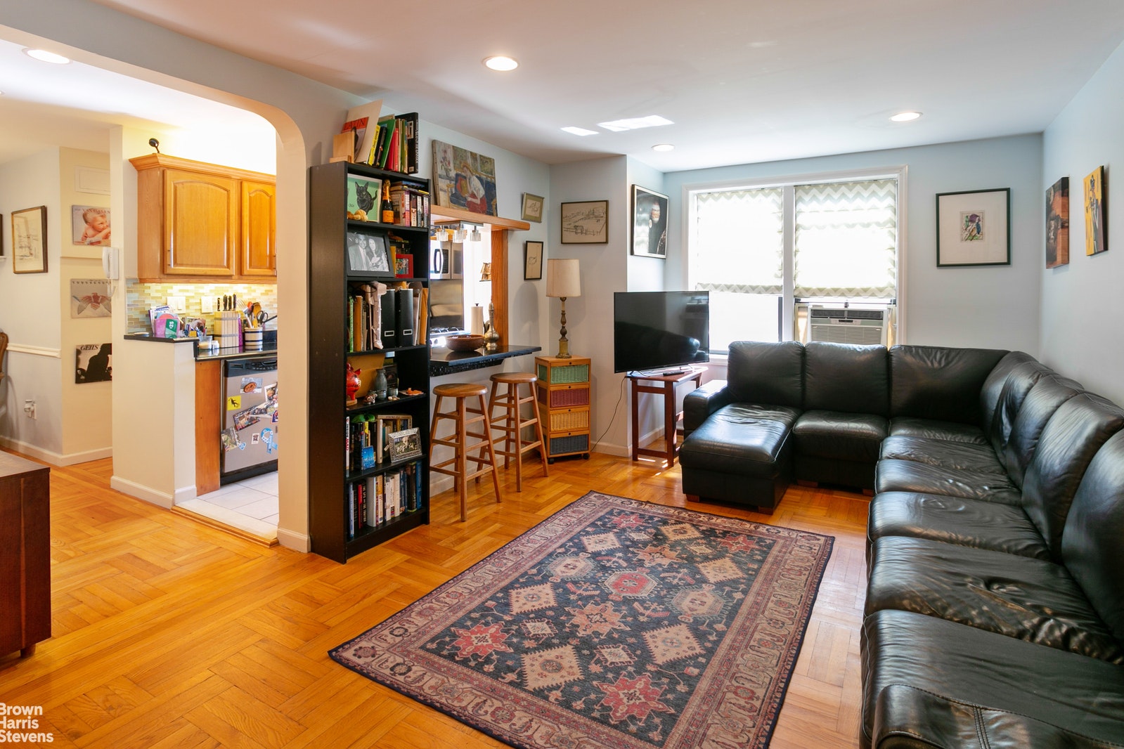 Photo 1 of 72 -11 110th Street 5C, Forest Hills, Queens, NY, $345,000, Web #: 20414497