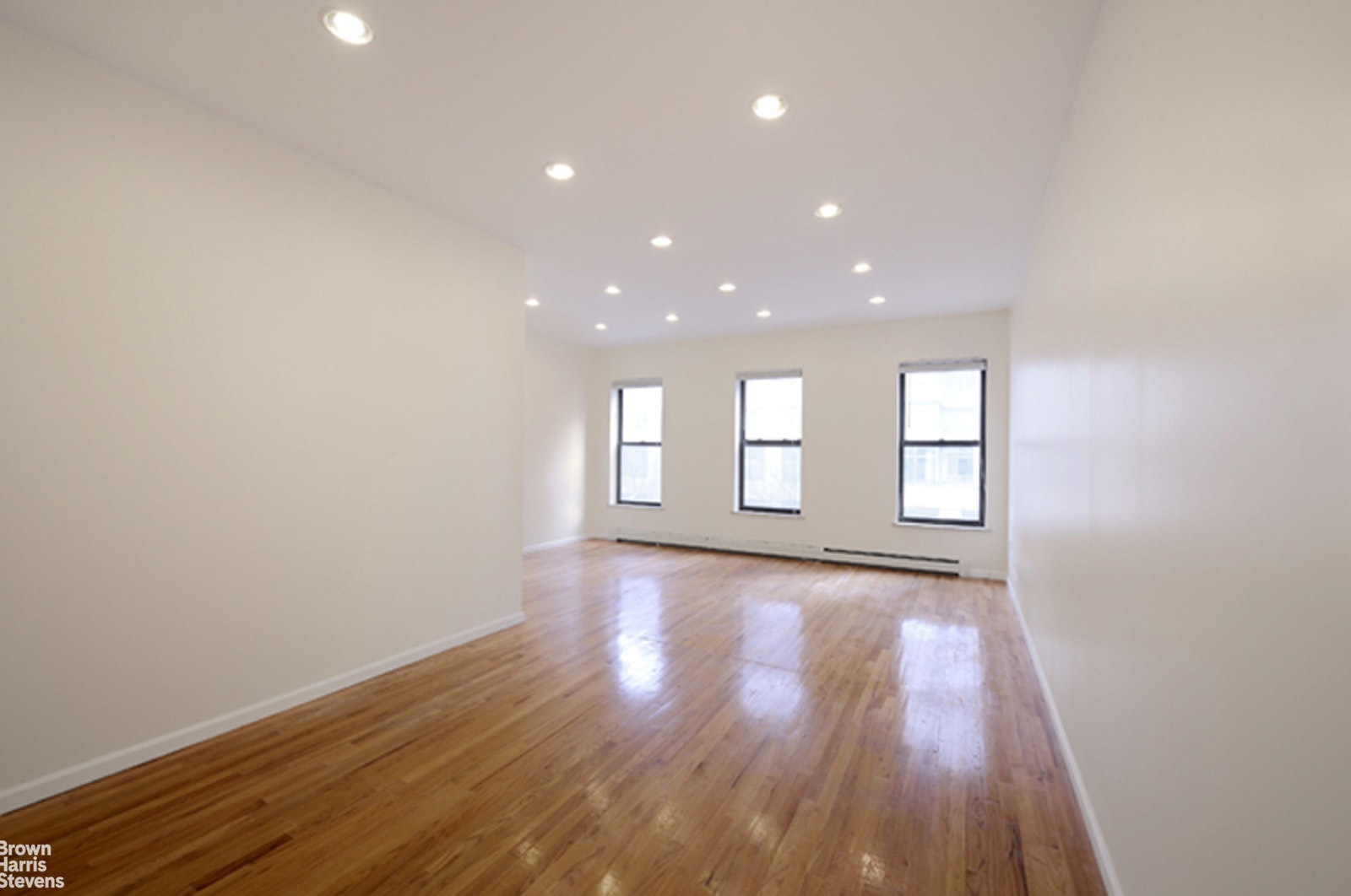 Photo 1 of 805 Sixth Avenue 4, Midtown West, NYC, $2,900, Web #: 20432385