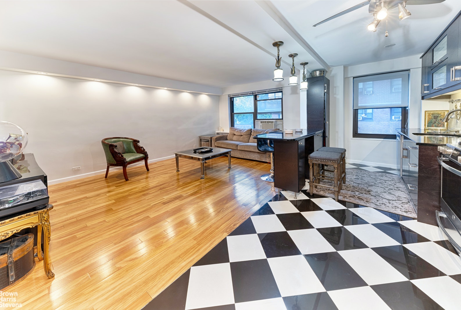 Photo 1 of 385 Grand Street, Lower East Side, NYC, $669,000, Web #: 20440200