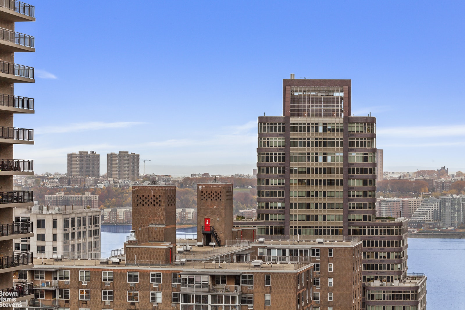 Photo 1 of 160 West End Avenue 23G, Upper West Side, NYC, $449,000, Web #: 20493928