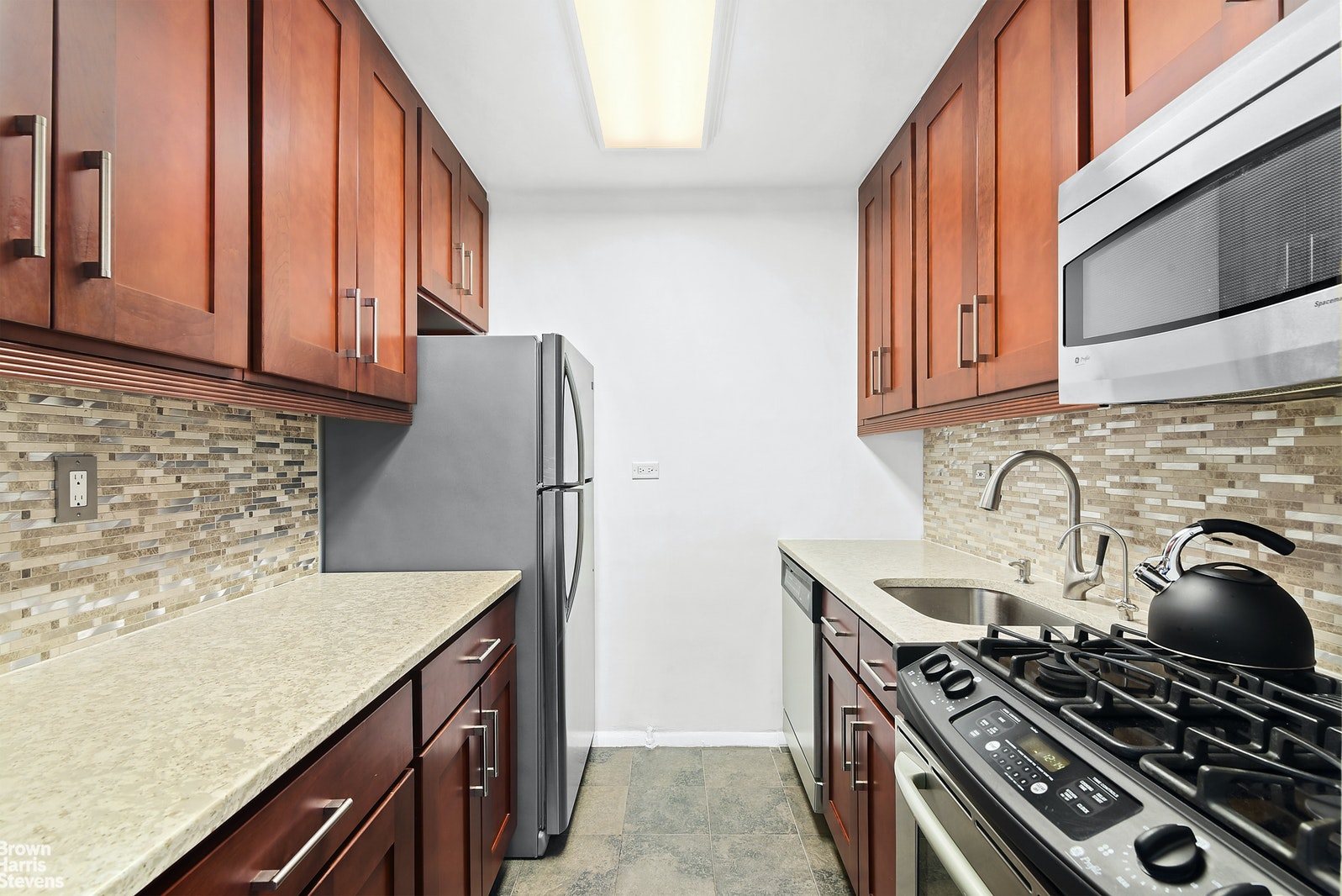 Photo 1 of 165 West 66th Street 2P, Upper West Side, NYC, $470,000, Web #: 20501785