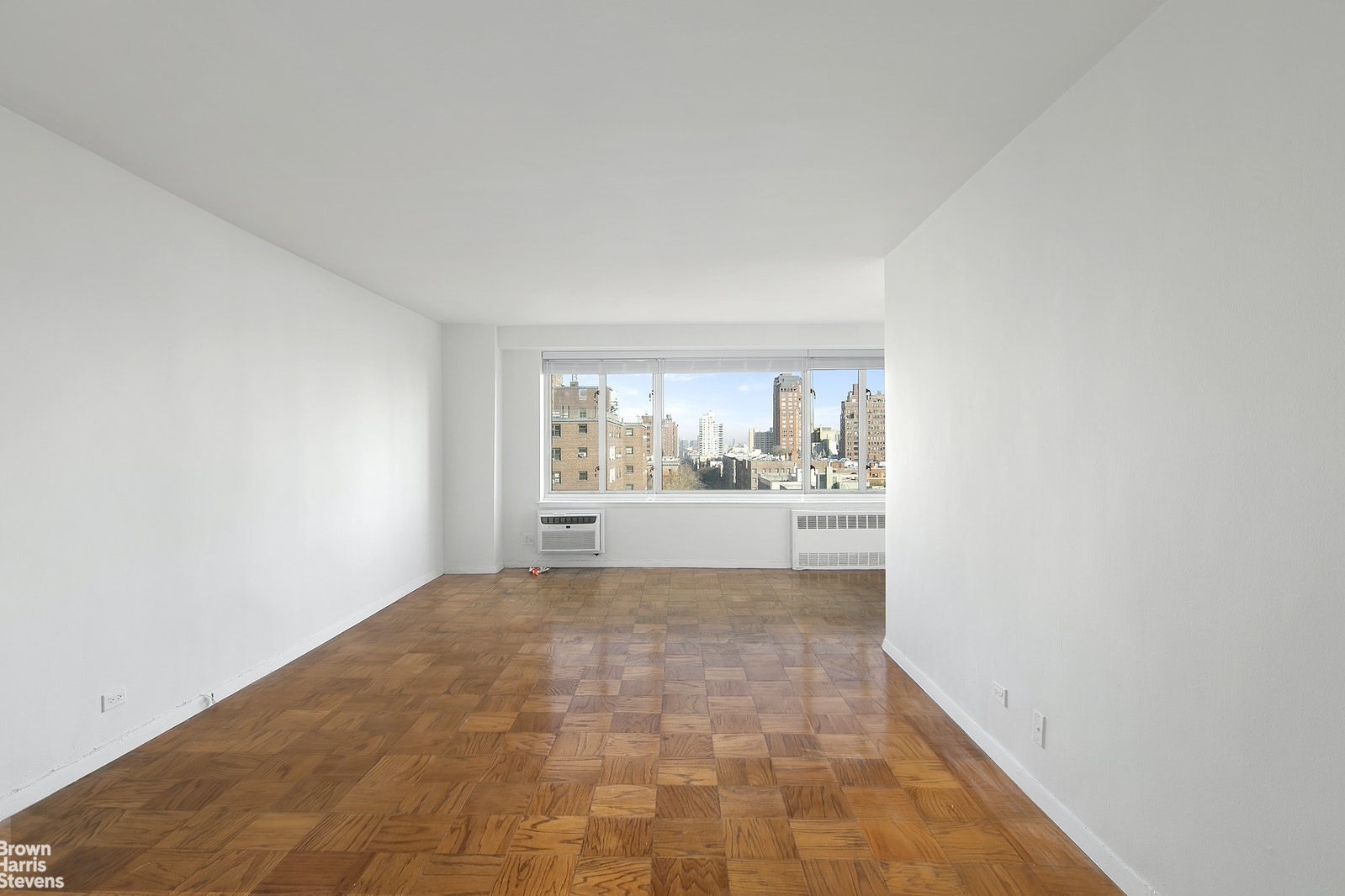 Photo 1 of 392 Central Park West, Upper West Side, NYC, $2,000, Web #: 20537687