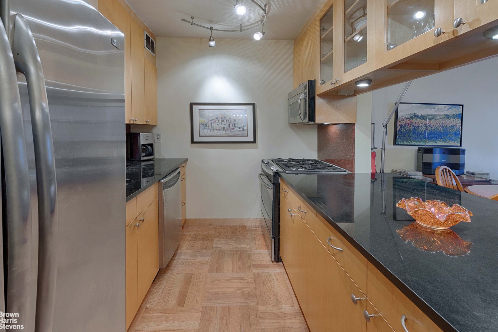 Photo 1 of 345 West 58th Street, Upper West Side, NYC, $675,000, Web #: 20546922