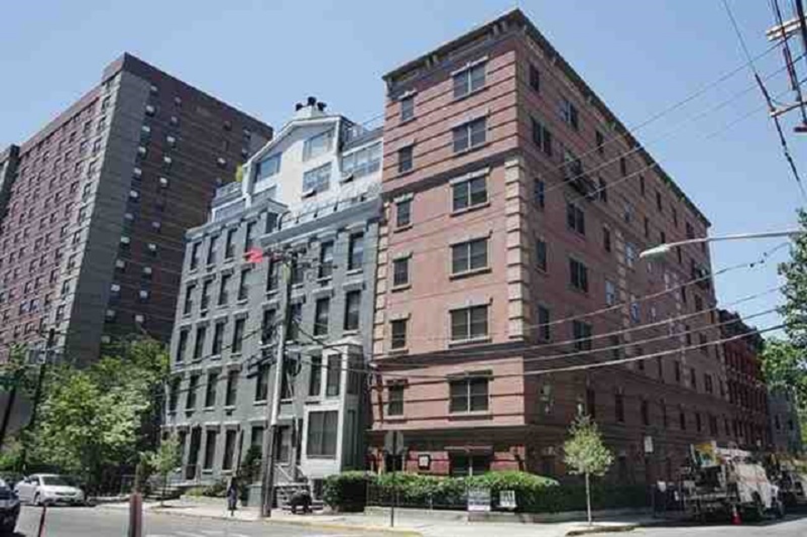 Photo 1 of 84 Bloomfield Street 17, Hoboken, New Jersey, $2,000, Web #: 20551058