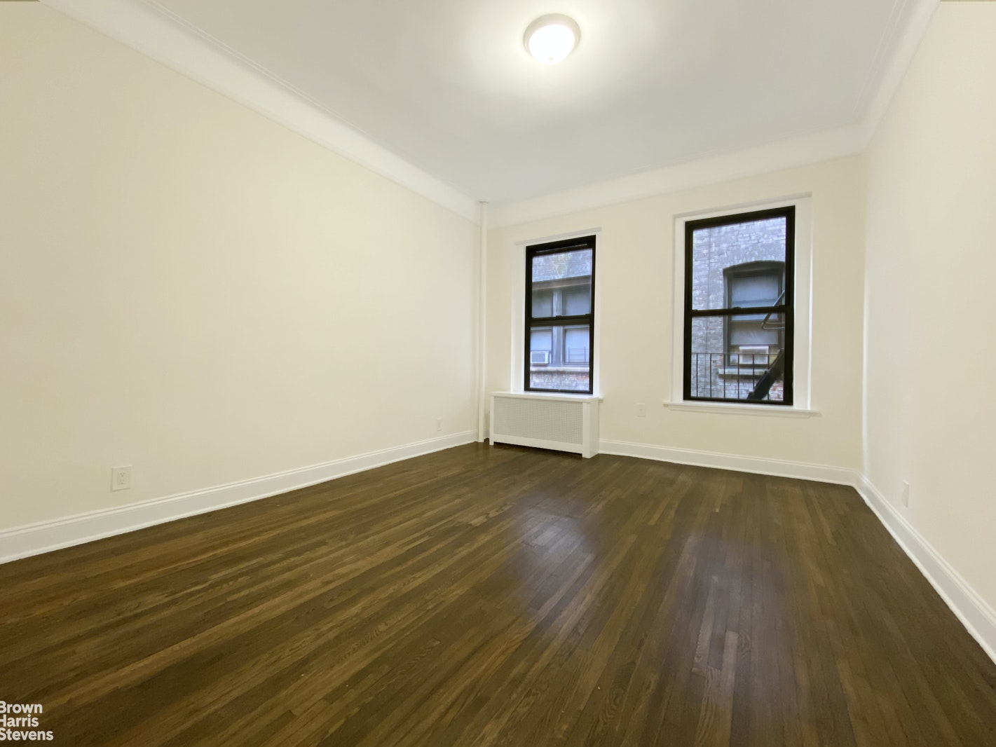 Photo 1 of 211 West 102nd Street 2C, Upper West Side, NYC, $3,000, Web #: 20557677