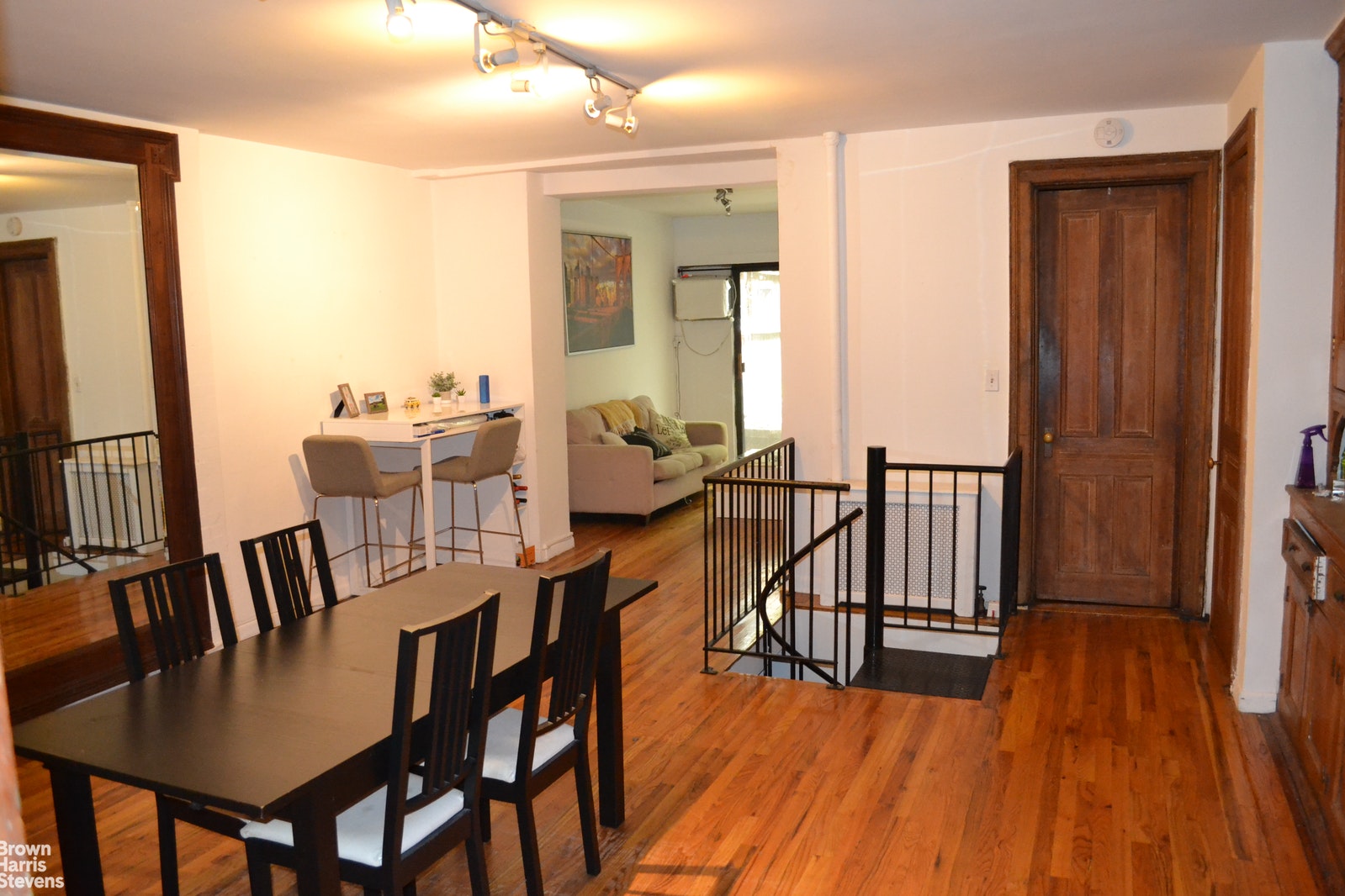 Photo 1 of 159 West 76th Street 1B, Upper West Side, NYC, $2,600, Web #: 20565143