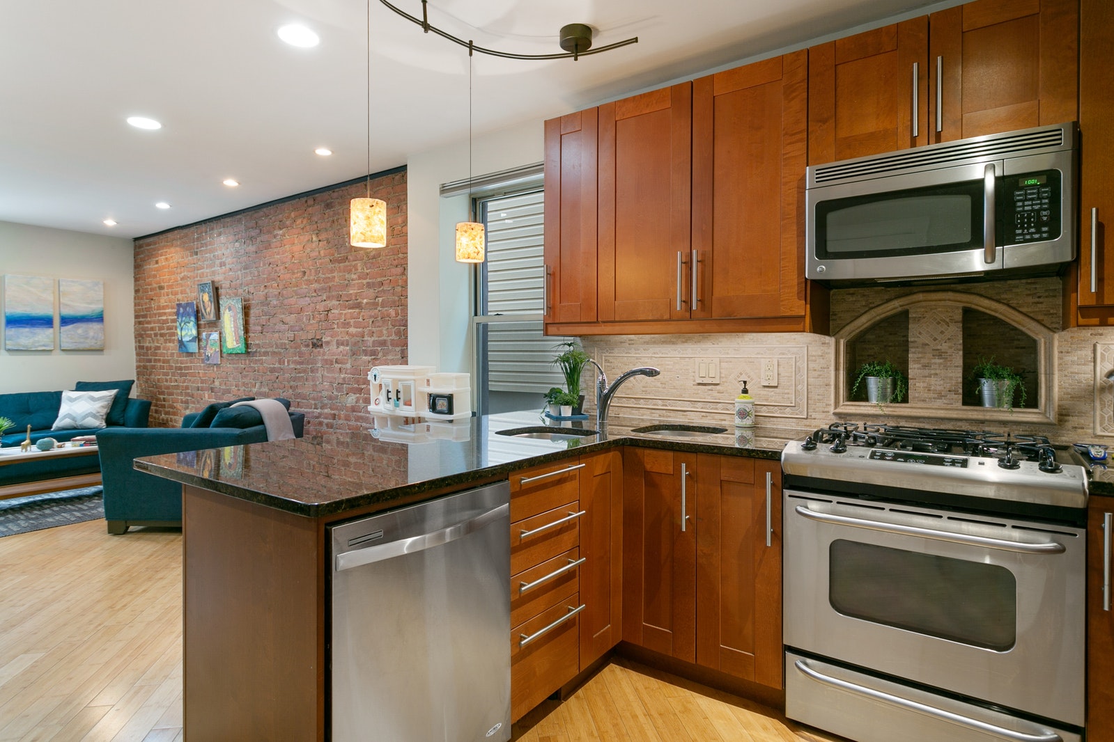 Photo 1 of 324 Baldwin Ave 2R, Jersey City Downtown, New Jersey, $485,000, Web #: 20588193