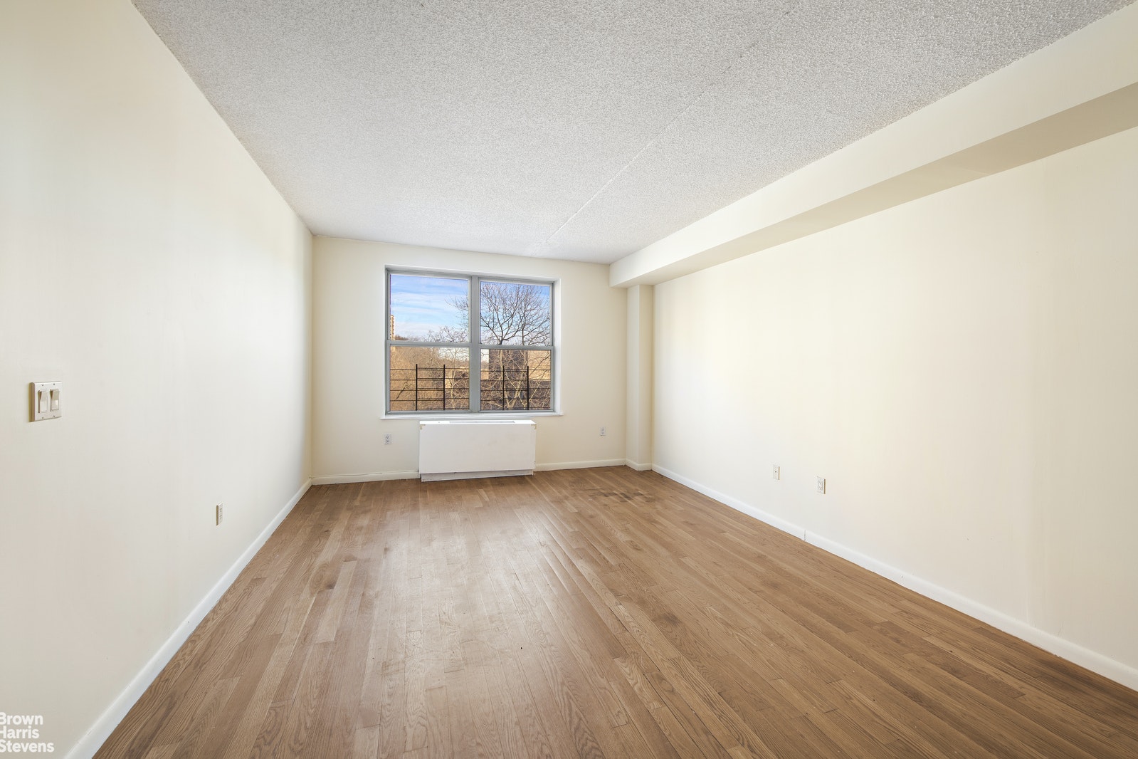Photo 1 of 736 West 187th Street, Hudson Heights, NYC, $2,995, Web #: 20624703