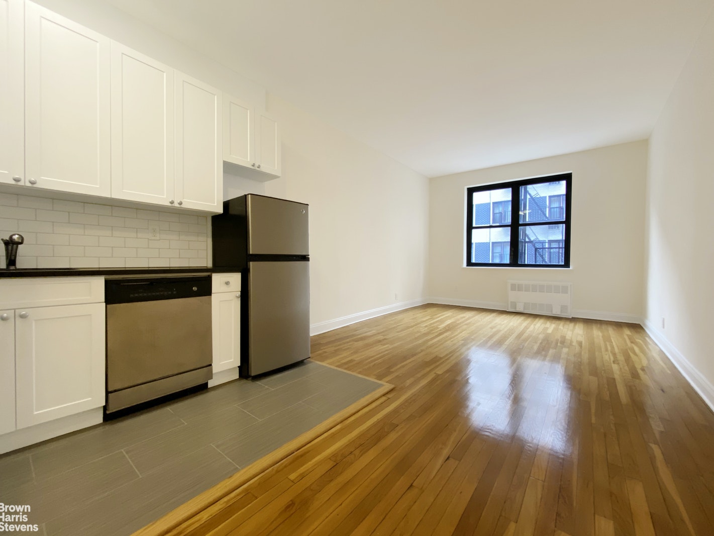 Photo 1 of 534 East 88th Street 2C, Upper East Side, NYC, $1,995, Web #: 20630747