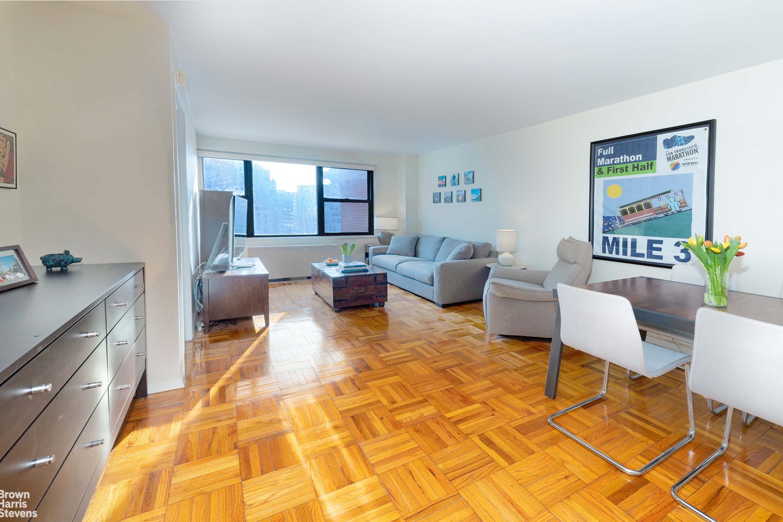 Photo 1 of 201 East 25th Street 14K, Gramercy Park, NYC, $475,000, Web #: 20645091