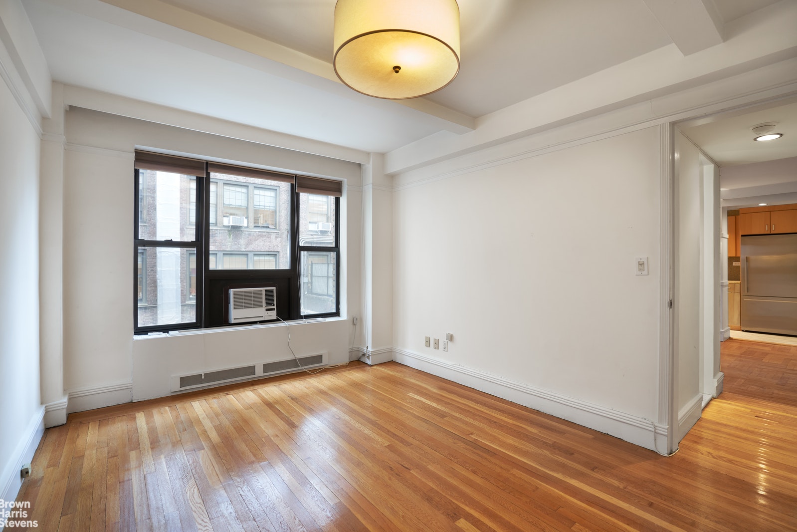 Photo 1 of 111 East 88th Street 8D, Upper East Side, NYC, $3,350, Web #: 20677046