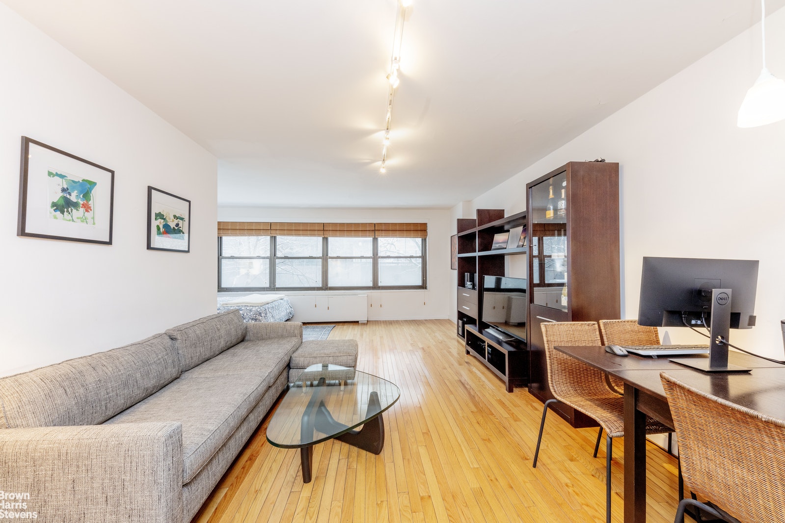 Photo 1 of 140 West End Avenue 2S, Upper West Side, NYC, $439,000, Web #: 20683249