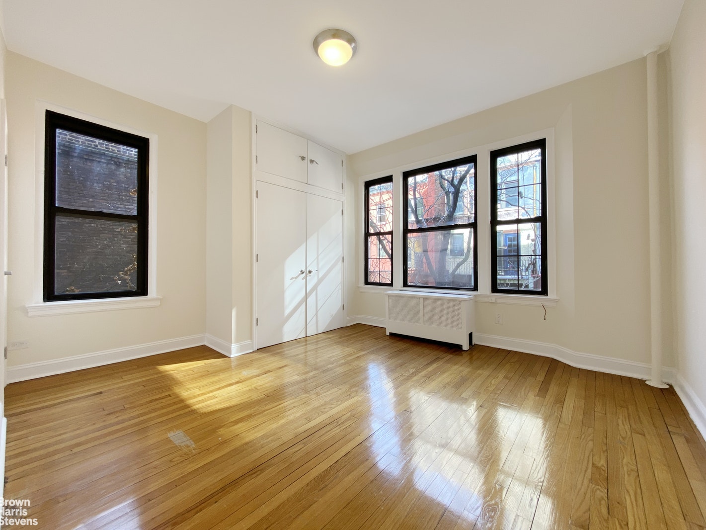 Photo 1 of 245 West 72nd Street 4C, Upper West Side, NYC, $2,200, Web #: 20698744