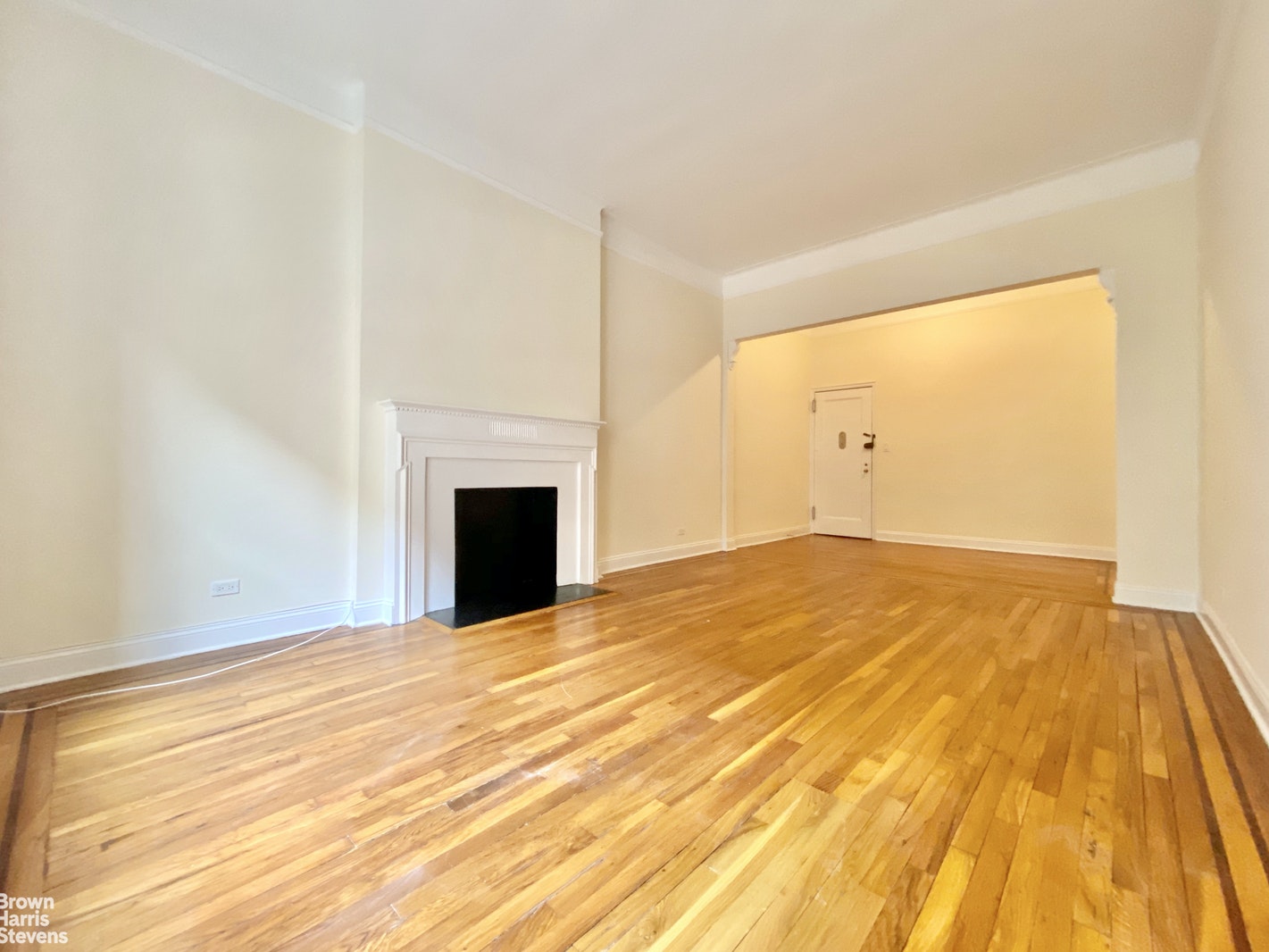 Photo 1 of 530 East 88th Street 1G, Upper East Side, NYC, $2,400, Web #: 20736027