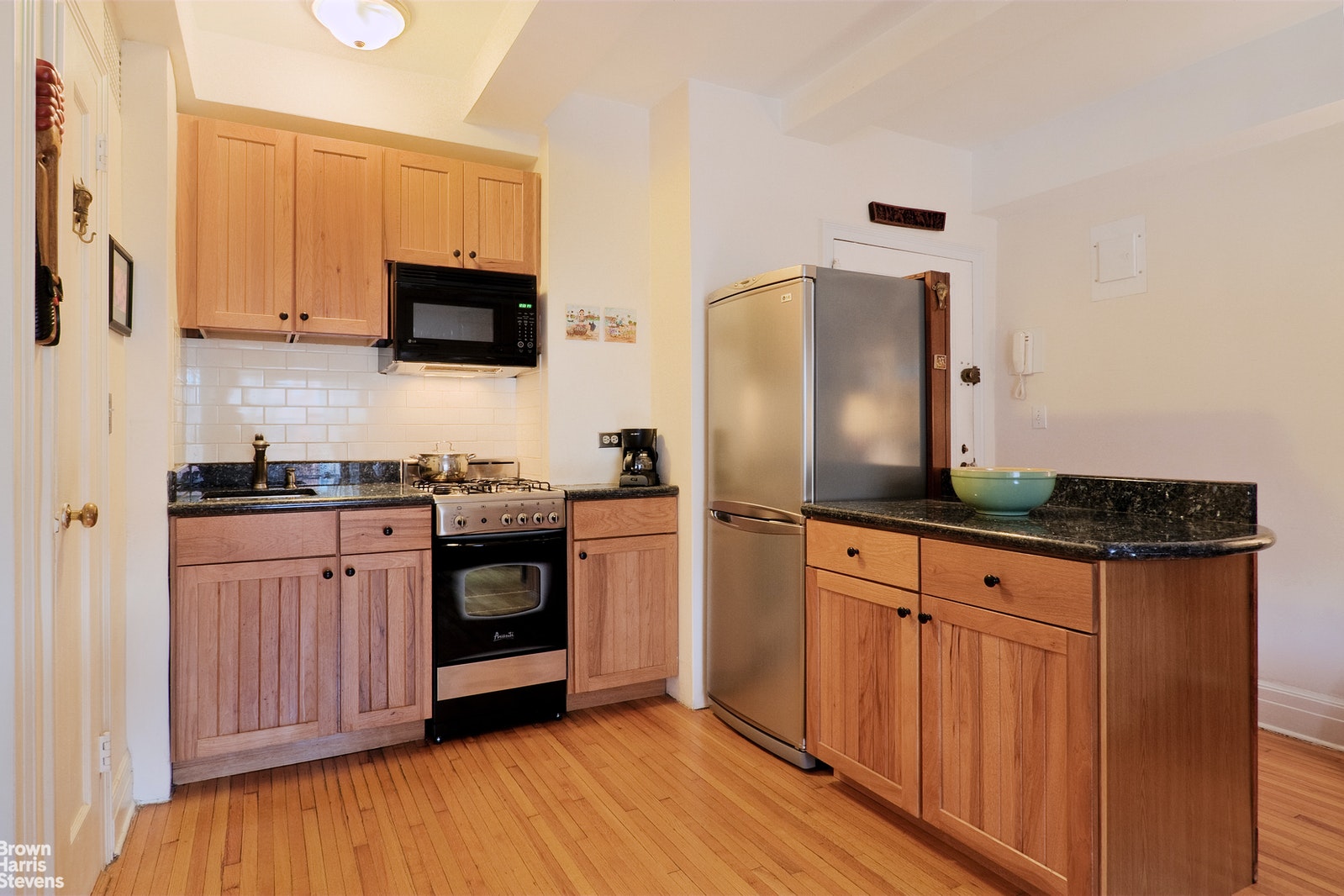 Photo 1 of 365 West 20th Street, Chelsea, NYC, $2,950, Web #: 20756782
