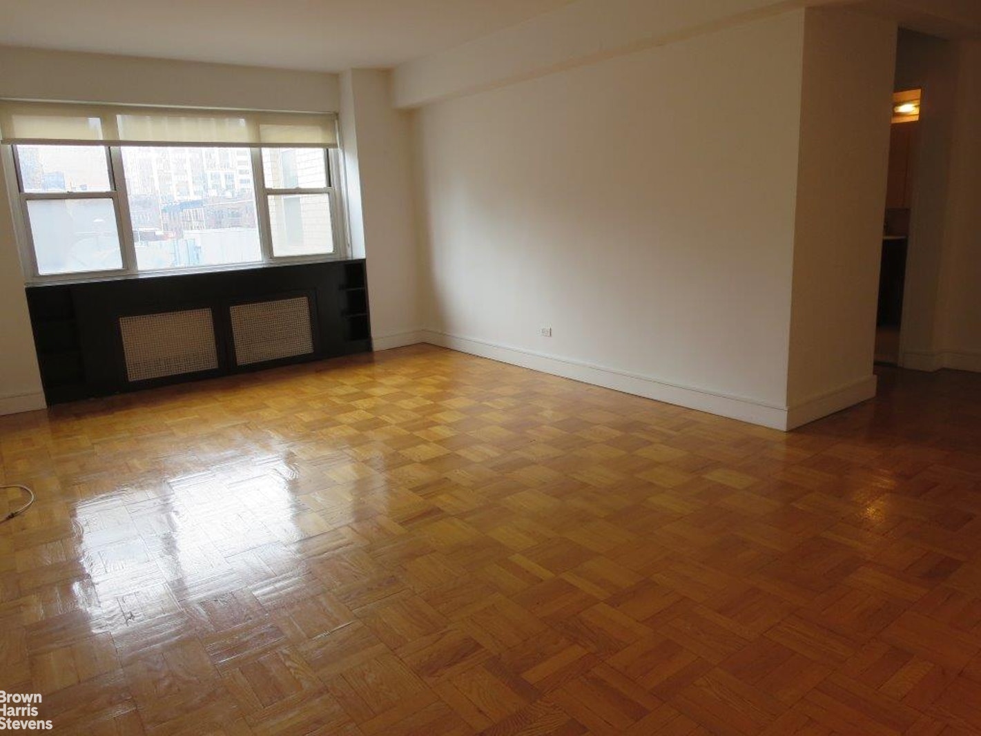 Photo 1 of 301 East 66th Street 5C, Upper East Side, NYC, $2,995, Web #: 20779996