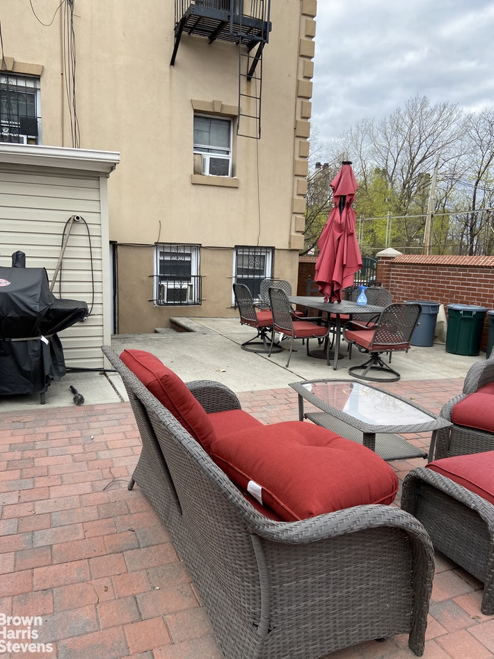 Photo 1 of 20 -01 23rd Street 1, Ditmars, Queens, NY, $2,000, Web #: 20847990