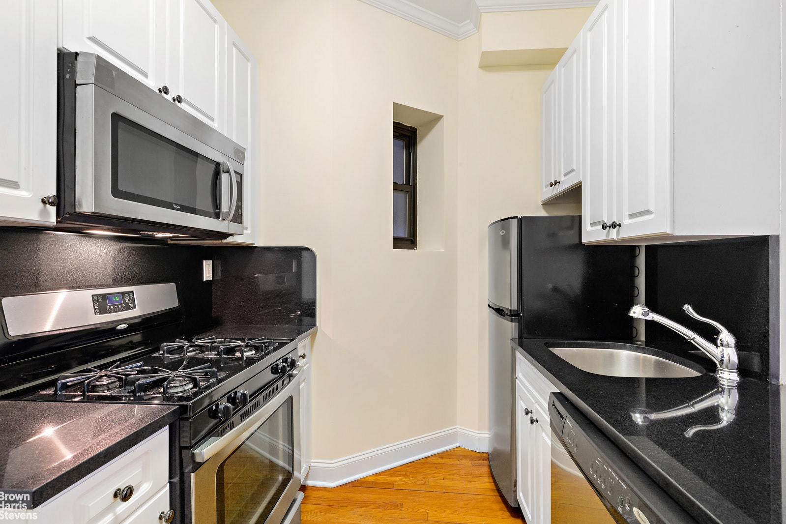 Photo 1 of 534 East 88th Street 1C, Upper East Side, NYC, $2,075, Web #: 20848188