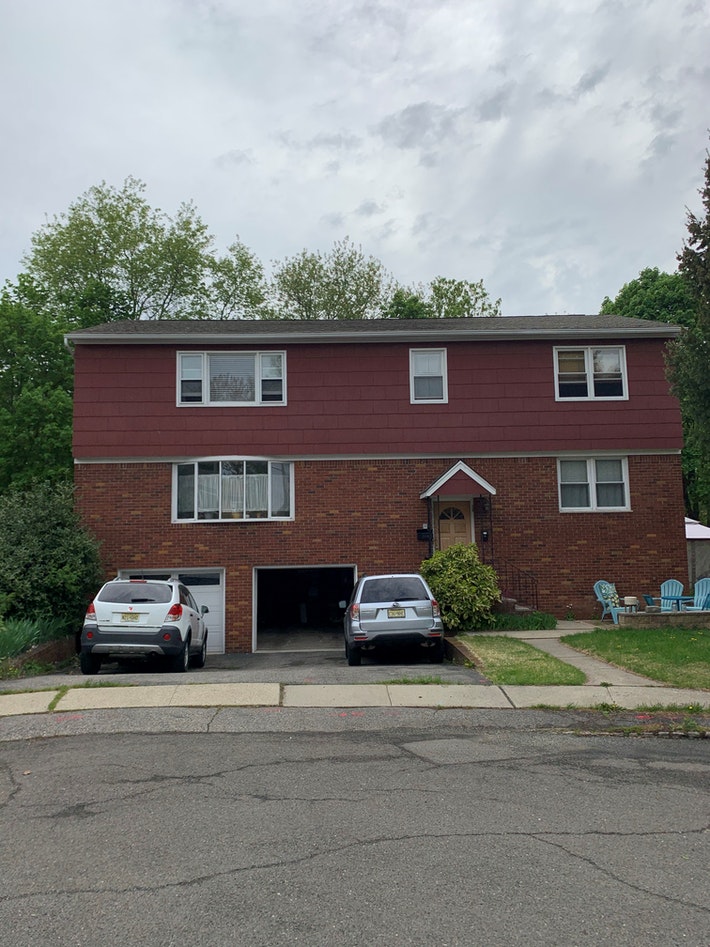 Photo 1 of 29 Rosewood Ter, Bloomfield, New Jersey, $2,200, Web #: 20872205