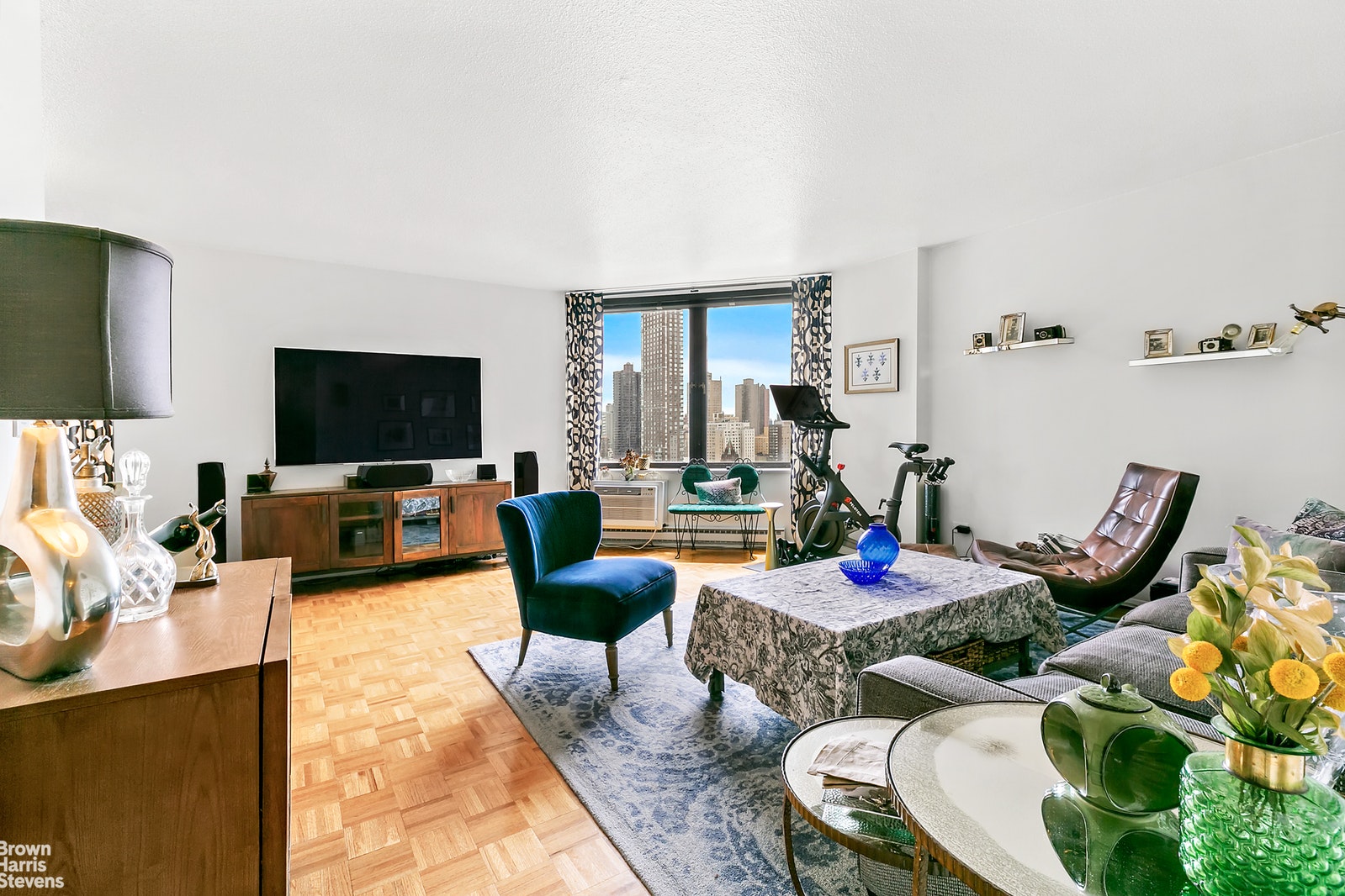 Photo 1 of 1601 Third Avenue 15F, Upper East Side, NYC, $4,700, Web #: 20903705