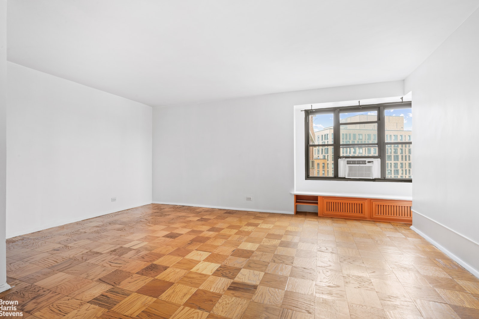 Photo 1 of 417 Grand Street, Lower East Side, NYC, $2,900, Web #: 20916236